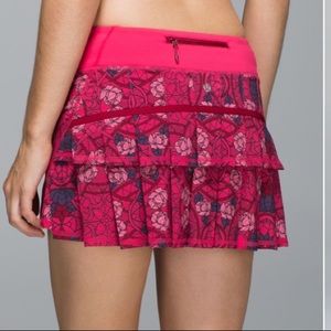 - Lululemon 8 Pace Setter Prisma Guava Lava skirt